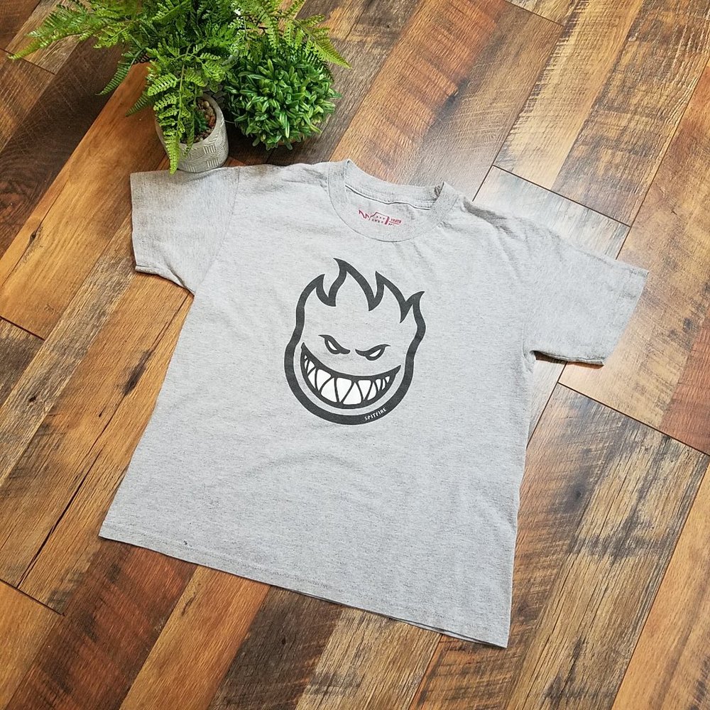 Gray Spitfire Skater Tee Sz. Youth Medium